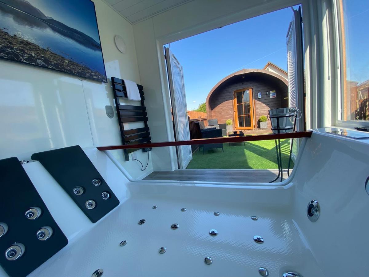 Highland Stays - Ben View Studio Pod & Jacuzzi Bath Форт-Вільям Екстер'єр фото